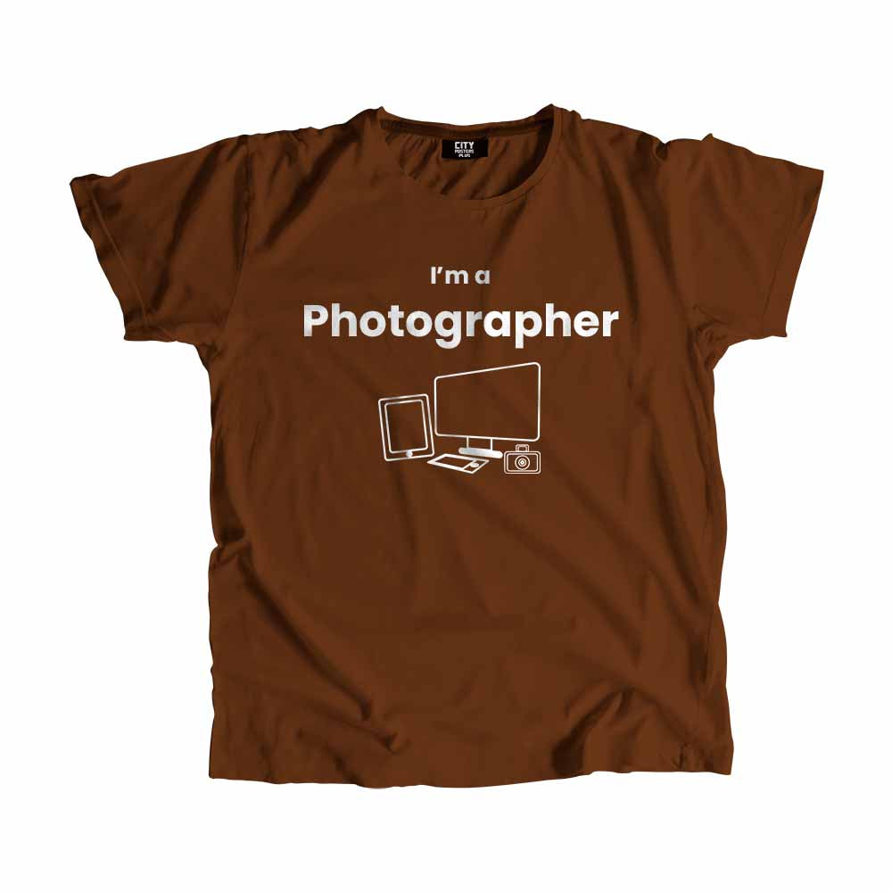 Photographer Men Unisex T-Shirt (Brown)