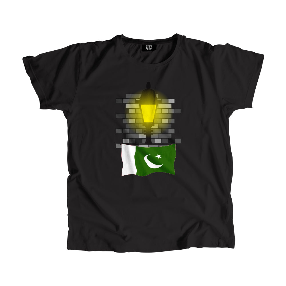 Pakistan Flag Street Lamp Bricks Unisex T-Shirt